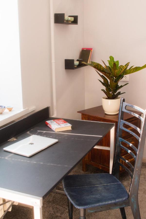 كييف Entire 2-Bedroom Authentic Flat المظهر الخارجي الصورة